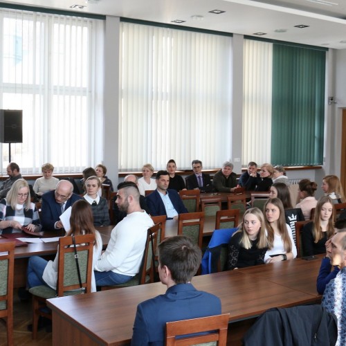 Wręczenie nagród i stypendiów uzdolnionej młodzieży